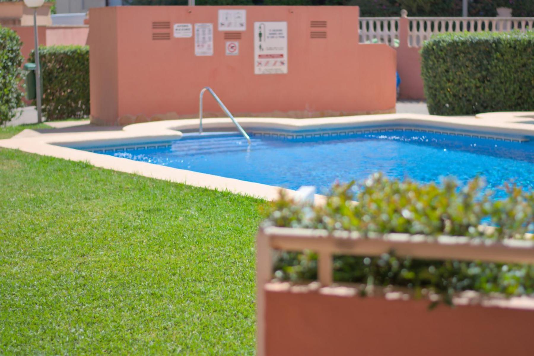 Castillo Playa By Edeal Homes Denia Exterior photo